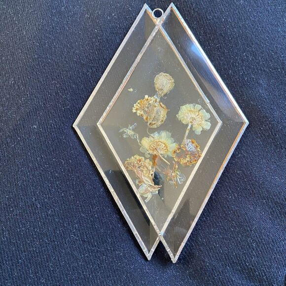 Vintage Diamond Beveled Clear Dried Flower Suncatchers. Set Of 2. No Cracks. USA - Picture 2 of 9